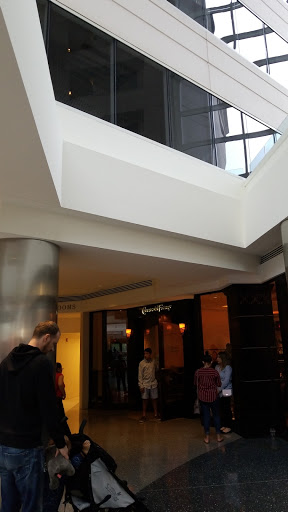 Shopping Mall «Chevy Chase Pavilion», reviews and photos, 5335 Wisconsin Ave NW, Washington, DC 20015, USA