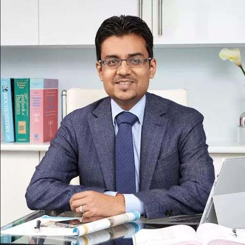 Reviews of Dr Suhail Hussain - Private GP in Watford - Doctor