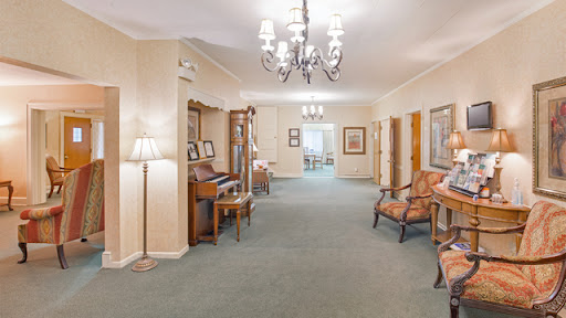 Funeral Home «Tobias Funeral Home - Belmont Chapel», reviews and photos, 648 Watervliet Ave, Dayton, OH 45420, USA