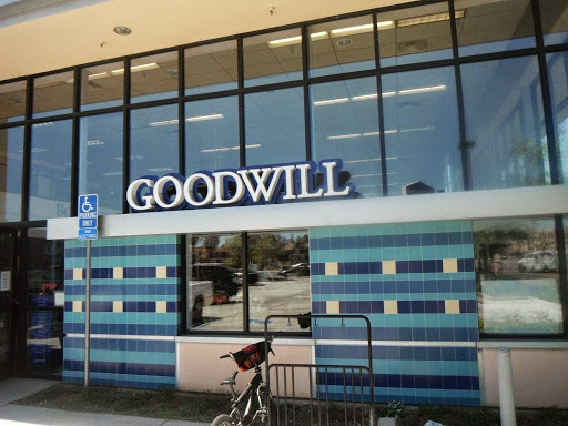 Thrift Store «Goodwill Store & Donation Center», reviews and photos