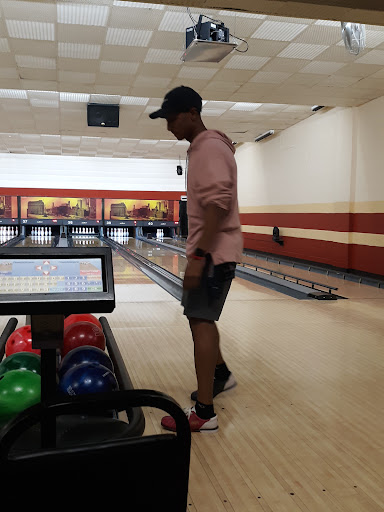 Bowling Alley «Merri-Bowl Lanes», reviews and photos, 30950 Five Mile Road, Livonia, MI 48154, USA