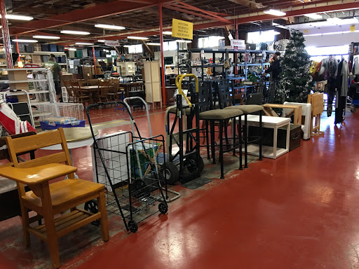 Thrift Store «McChord Thrift Shop», reviews and photos, Battery Rd & 4th St #717, McChord AFB, WA 98438, USA