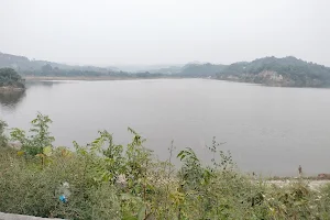 Maili Dam image