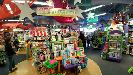 Toy Store «Creative Kidstuff Toy Store», reviews and photos, 3555 W 69th St, Edina, MN 55435, USA