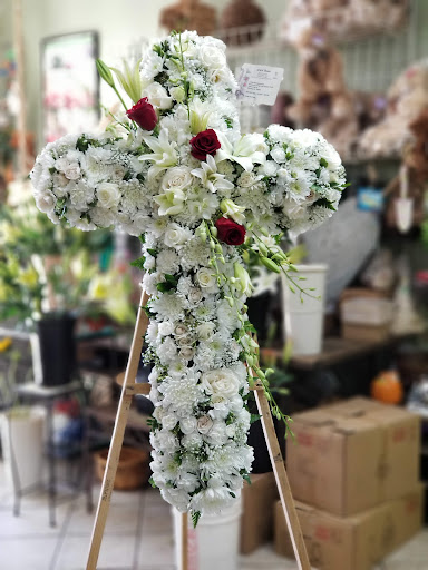 Florist «AAA Florist», reviews and photos, 1277 W 6th St, Corona, CA 92882, USA