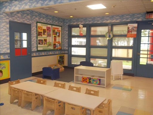 Day Care Center «Miami Lakes KinderCare», reviews and photos, 8001 Oak Ln, Miami Lakes, FL 33016, USA