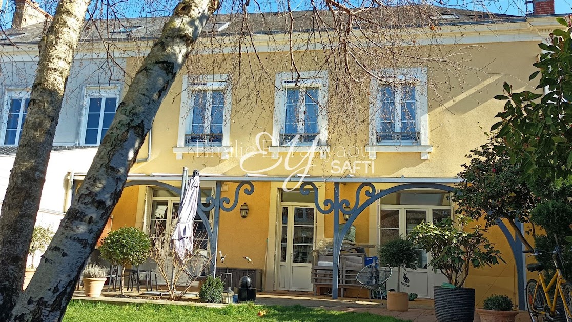 SAFTI Immobilier Emilie El Yahyaoui à Baugé en Anjou
