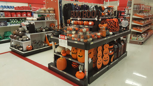 Department Store «Target», reviews and photos, 1555 40th St, Emeryville, CA 94608, USA