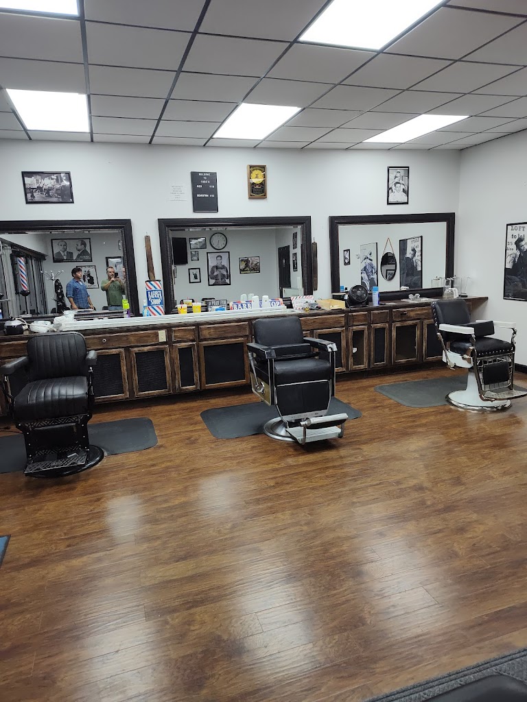 Another City barber shop 37604