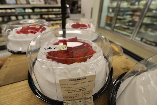 Grocery Store «Food Lion», reviews and photos, 945 N Main St b, Marion, VA 24354, USA