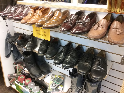 Thrift Store «Assistance League of Austin», reviews and photos, 4901 Burnet Rd, Austin, TX 78756, USA