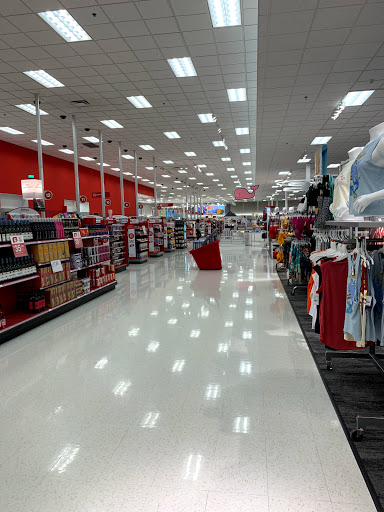 Department Store «Target», reviews and photos, 2099 Skokie Valley Rd, Highland Park, IL 60035, USA