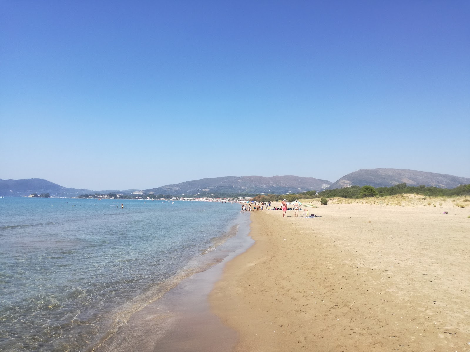 Foto van Laganas Beach met turquoise puur water oppervlakte