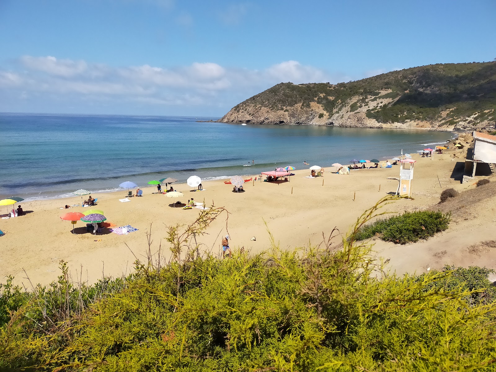 Foto von Spiaggia di Funtanazza mit beiger sand Oberfläche