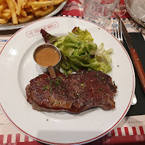 Plats et boissons du Restaurant français Le Petit Baigneur à Paris - n°1