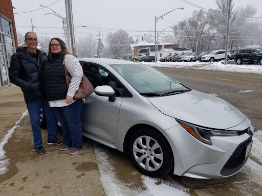 Used Car Dealer «Tom Sparks Auto», reviews and photos, 216 S 1st St, DeKalb, IL 60115, USA