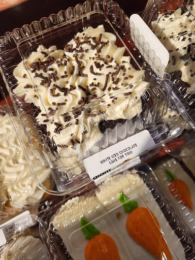 Supermarket «Giant Eagle Supermarket», reviews and photos, 4401 Mayfield Rd, South Euclid, OH 44121, USA