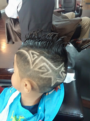 Barber Shop «Legit Cuts Barber Shop», reviews and photos, 206 N 2nd St, Fort Pierce, FL 34950, USA