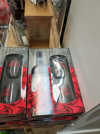 Liquor Store «Empire Liquors», reviews and photos, 103-05 Queens Blvd, Forest Hills, NY 11375, USA