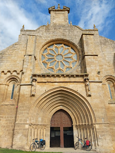 Albergue Estrella del Camino Avenida Ejército Español, s/n, 34440 Frómista, Palencia, España