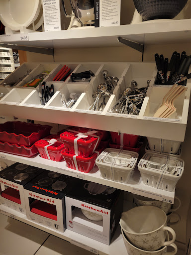 Furniture Store «Crate and Barrel», reviews and photos, 3965 Townsfair Way, Columbus, OH 43219, USA