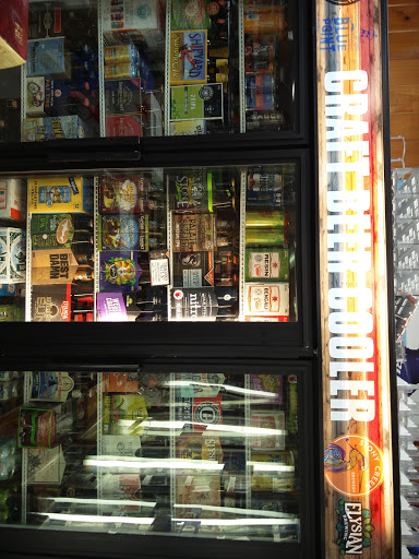 Liquor Store «Fairfield Wine & Liquor», reviews and photos, 296 Fairfield Ave, Waterbury, CT 06708, USA