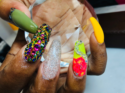 Nail Salon «DaVi Nails Salon and Spa», reviews and photos, 2801 Commerce Dr, Coralville, IA 52241, USA
