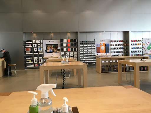 Computer Store «Apple Ridge Hill», reviews and photos, 143 Market Street, Yonkers, NY 10710, USA