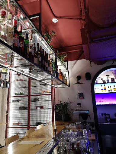 Alcoholy Bar