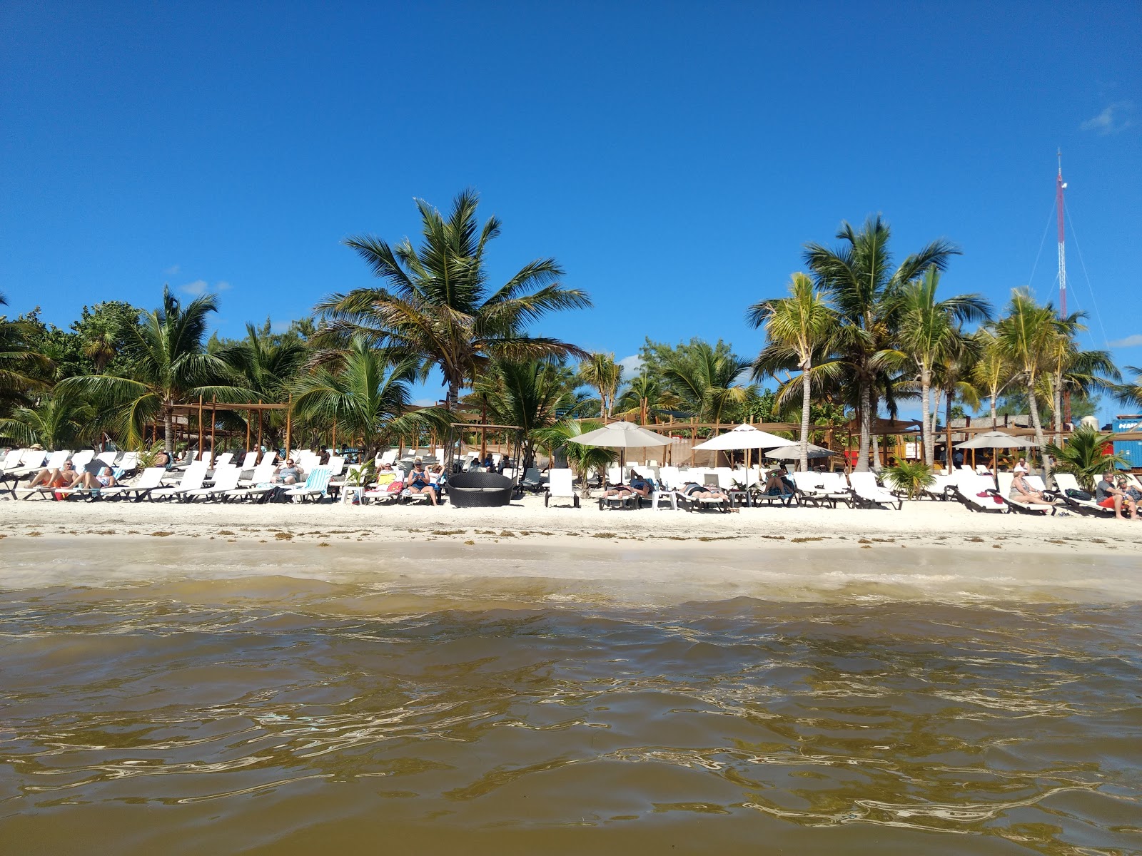 La bamba beach的照片 带有碧绿色水表面