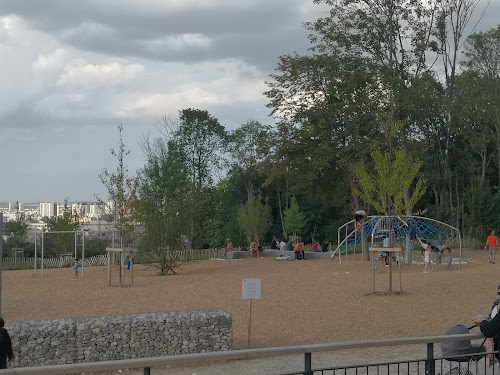 Parc de Loisirs de la Corniche des Forts à Romainville