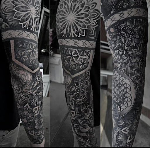 Explore collarbone tattoo ideas for guys, creative tattoo ideas in Valdosta, available at Acid Ink Tattoos