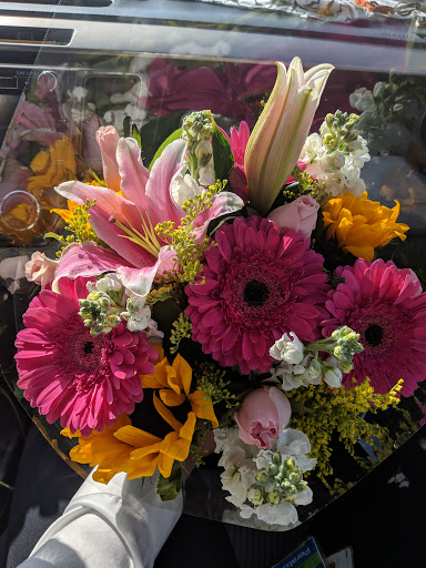 Florist «Commerce Flowers», reviews and photos, 2340 S Atlantic Blvd, Commerce, CA 90040, USA