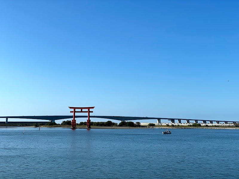 弁天島海浜公園 有料駐車場