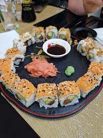 Plats et boissons du Restaurant de sushis Aliments Express à Paris - n°2