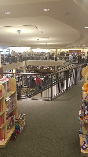 Book Store «Barnes & Noble», reviews and photos, 3 S Tunnel Rd, Asheville, NC 28805, USA