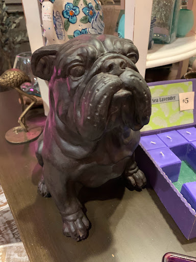 Home Goods Store «Red Tree Furniture», reviews and photos, 701 E Market St, Louisville, KY 40202, USA