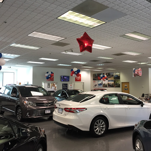 Toyota Dealer «Rivera Toyota of Mt. Kisco», reviews and photos, 325 N Bedford Rd, Mt Kisco, NY 10549, USA