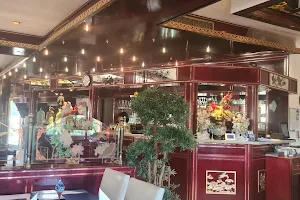 China-Restaurant Dynastie image