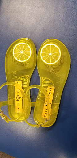 Shoe Store «Shoe Carnival», reviews and photos, 2945 Scottsville Rd, Bowling Green, KY 42104, USA