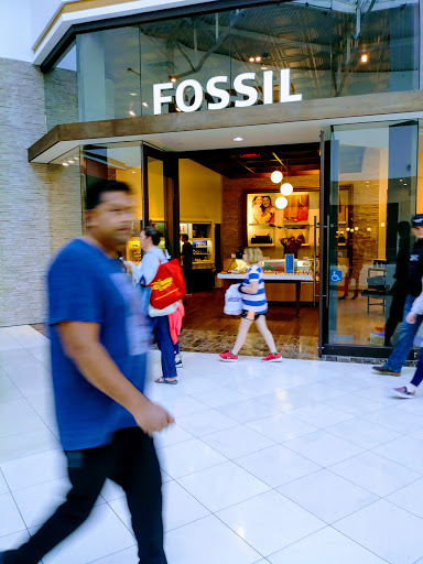 Watch Store «Fossil Store», reviews and photos, 1151 Galleria Blvd #259B, Roseville, CA 95678, USA