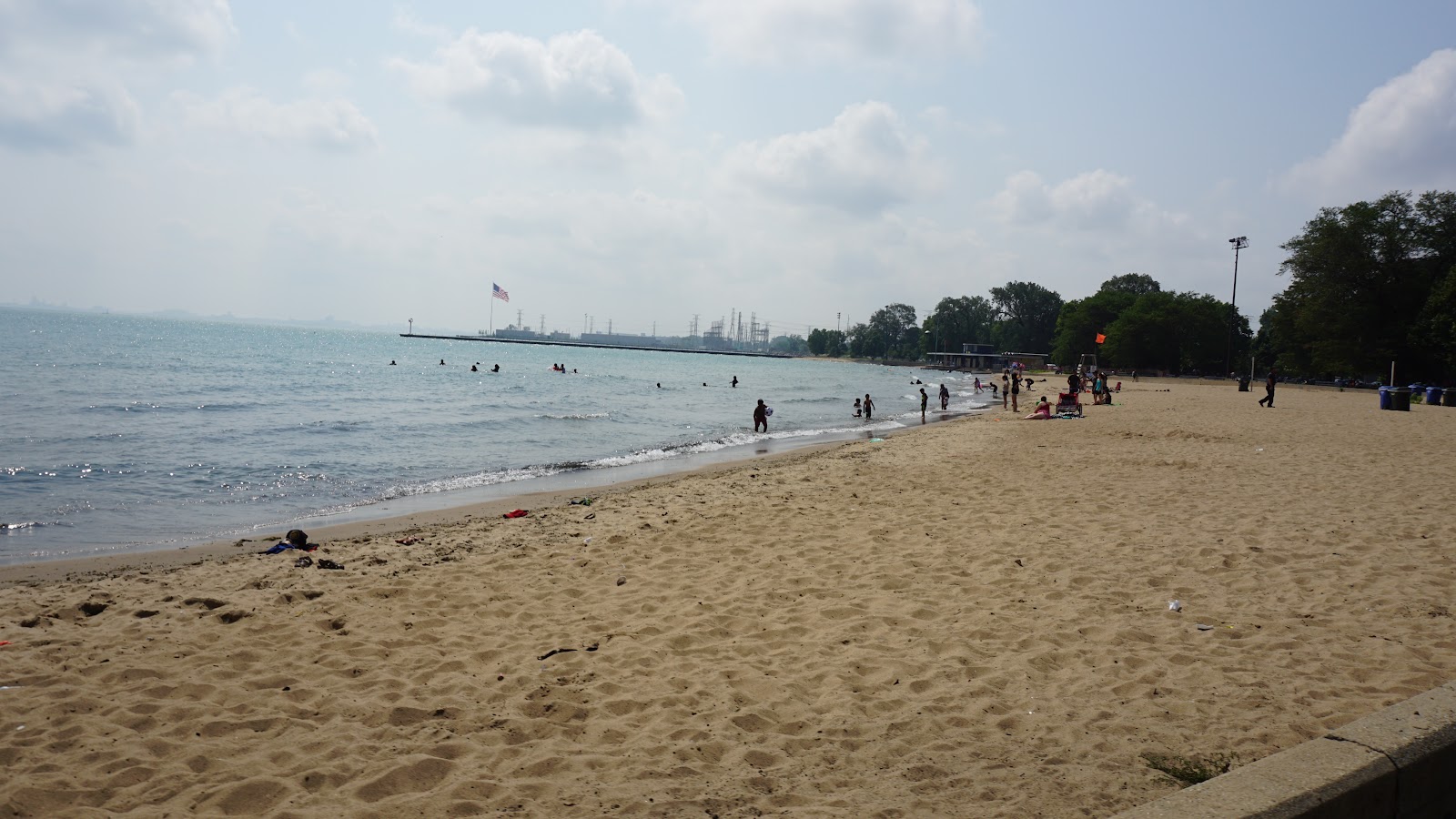 Calumet Beach'in fotoğrafı imkanlar alanı