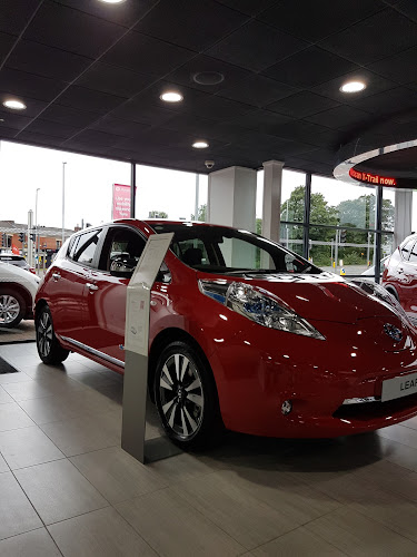 Comments and reviews of Chorley Group Preston Nissan