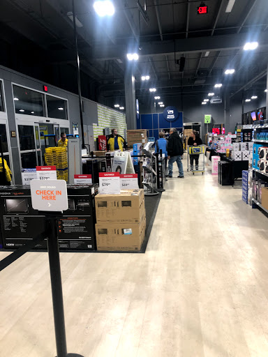 Electronics Store «Best Buy», reviews and photos, 1615 38th St S, Fargo, ND 58103, USA