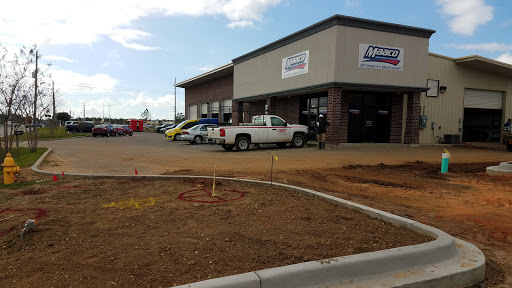 Auto Body Shop «Maaco Collision Repair & Auto Painting», reviews and photos, 15230 Creosote Rd, Gulfport, MS 39503, USA