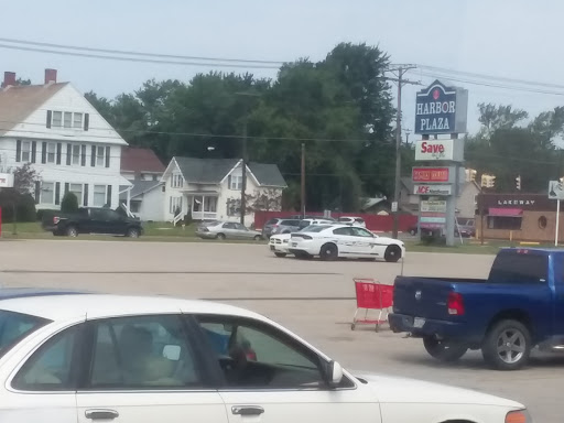 Grocery Store «Save-A-Lot», reviews and photos, 822 Lake Ave, Ashtabula, OH 44004, USA