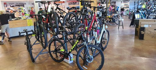 Bicycle Store «Cahaba Cycles», reviews and photos, 3179 Cahaba Heights Rd #101, Vestavia Hills, AL 35243, USA