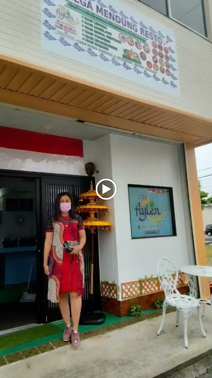 Mega mendung resto (suzuka halalfood toko & restaurant Indonesia halal)
