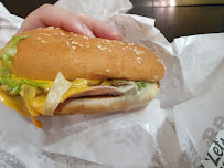 Plats et boissons du Restaurant de hamburgers Burger Bro Paris 17 - n°6