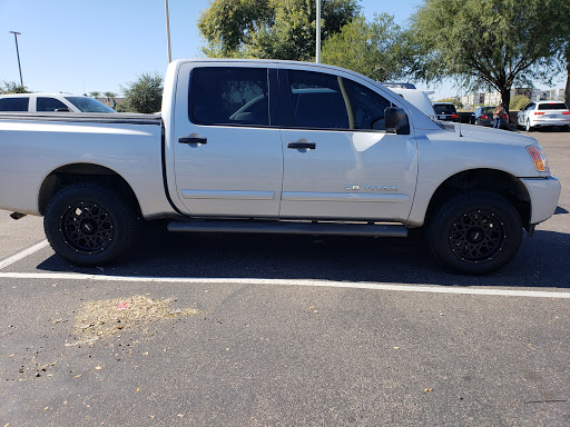 Tire Shop «Discount Tire Store - Gilbert, AZ», reviews and photos, 2623 S Market St, Gilbert, AZ 85295, USA